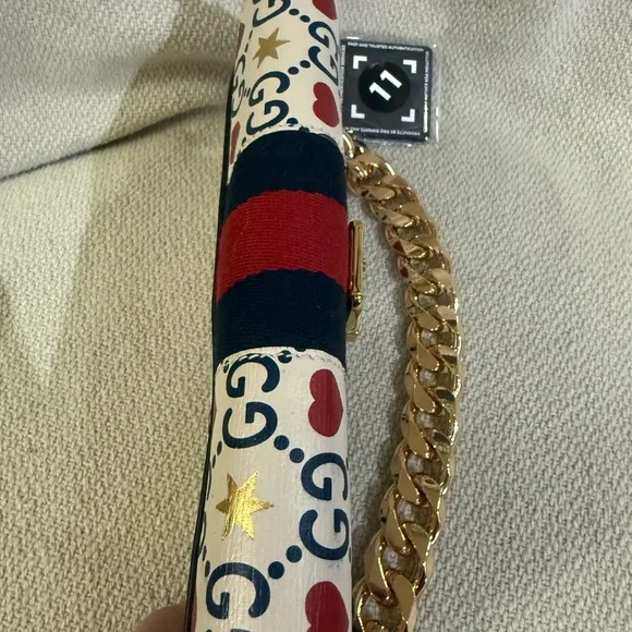 Gucci Limited Edition Leather Sylvie Valentines Day Wallet w/After Market Chain - Picture 4 of 14